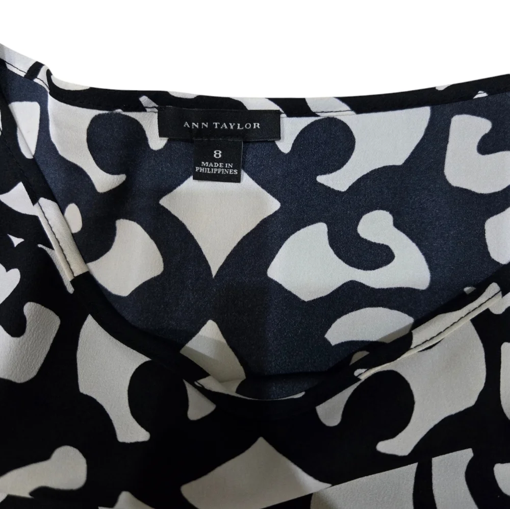 Ann Taylor excellent gently